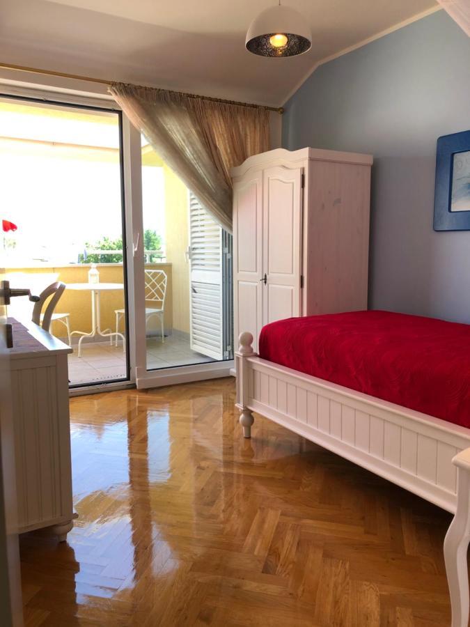 Apartment Betty Malinska Ngoại thất bức ảnh